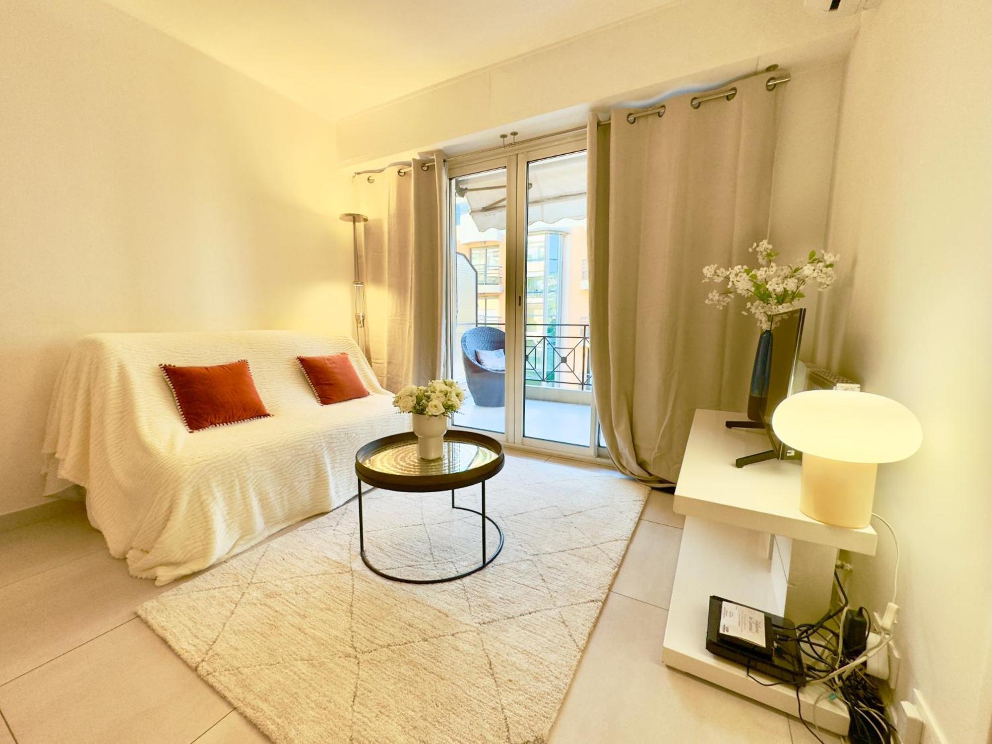 Superbe appartement avec Terrasse 1mn Plage Cannes Extérieur photo